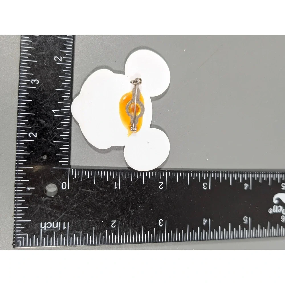 Vintage Disney Mickey Mouse Pin‎ Plastic Character Brooch